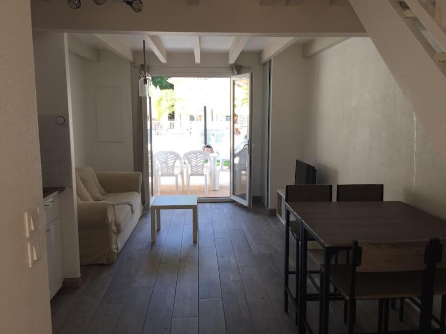 T3 En Duplex Avec Grande Piscine Apartment Anglet Exterior foto